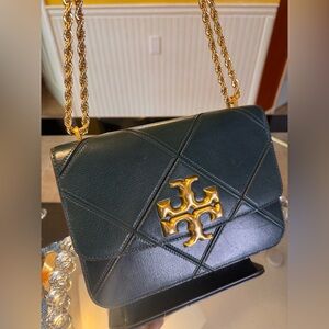 Tory Burch Eleanor Diamond Quilt Convertible Shoulder Bag In Green.